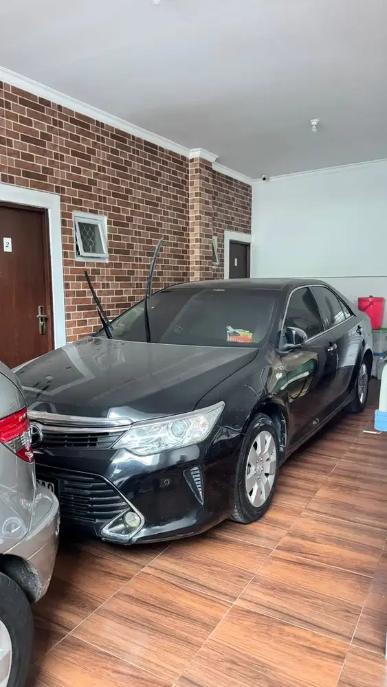 Toyota Camry 2017 Bensin