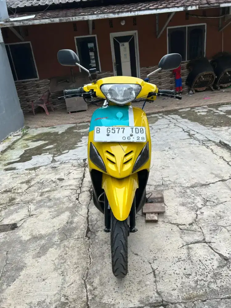 dijual cepat yamaha mio sporty warna kuning asli dari lahir, restorasi