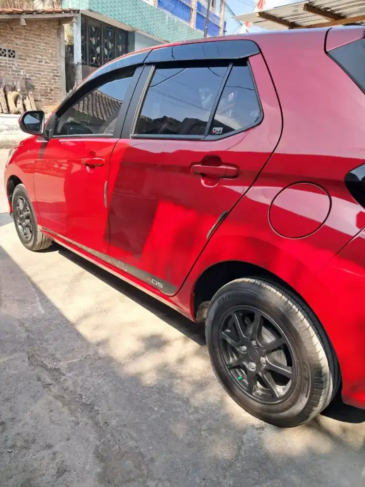 Daihatsu Ayla 1.2 R ADS