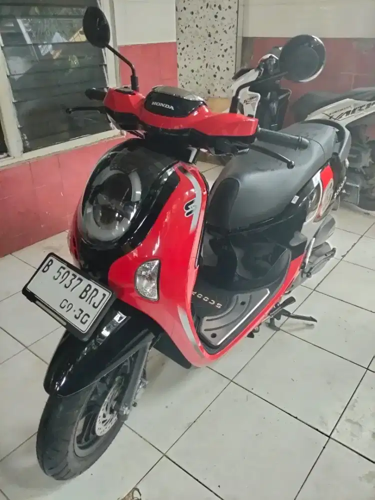 Scoopy new 2025 super gress