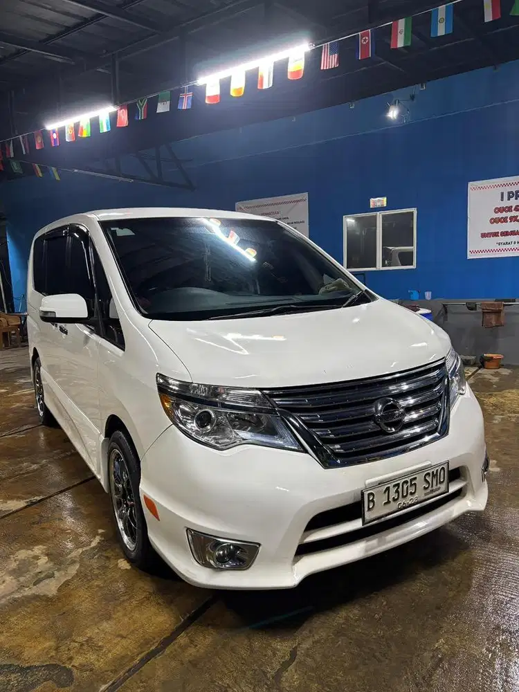 Jual cepat Nissan Serena 2017 HWS