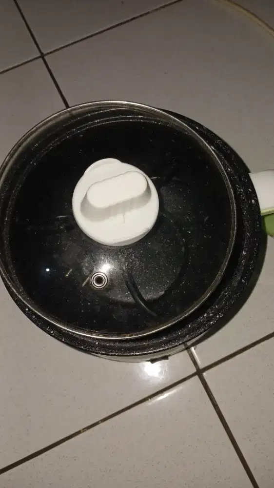 Panci Listrik baru dipakai 3bulanan