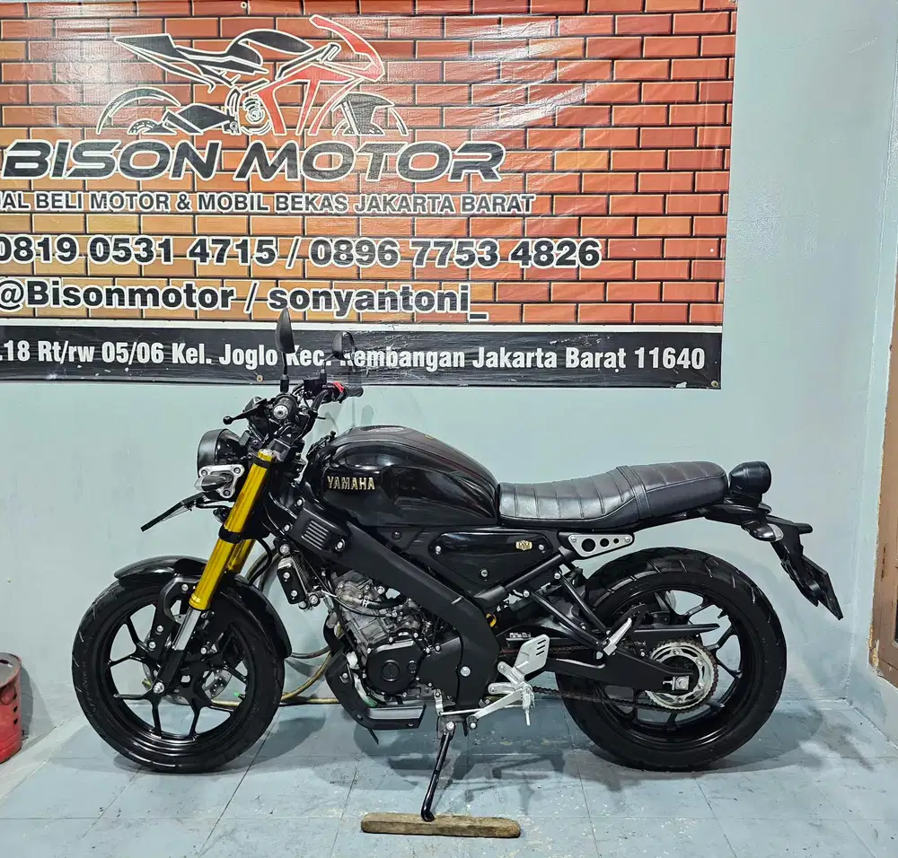 ISTIMEWA! YAMAHA XSR 155 VVA USD GOLD TAHUN 2025 HITAM GLOSSY