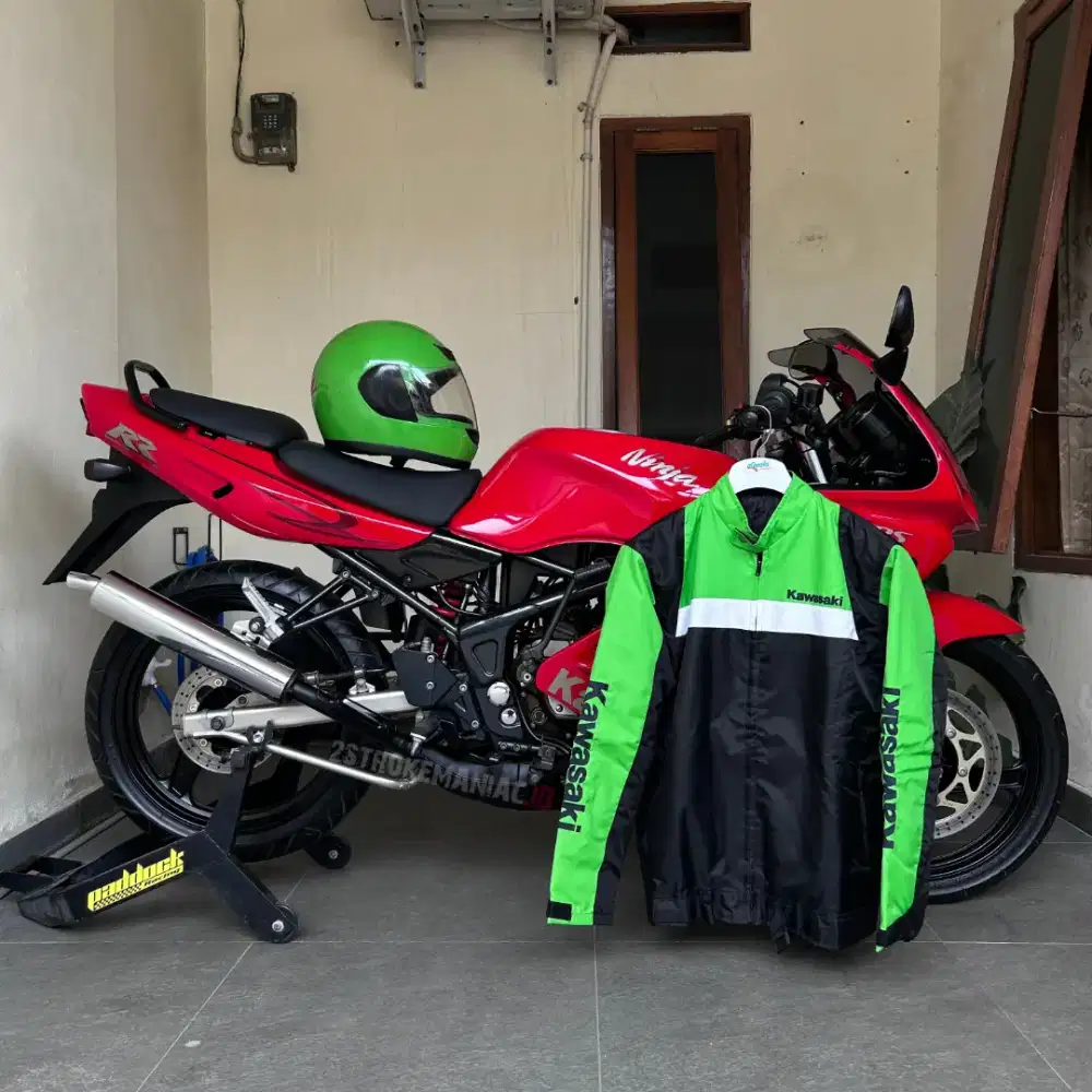 KAWASAKI NINJA 150 RR OLD 2010 MERAH GOOD CONDITION