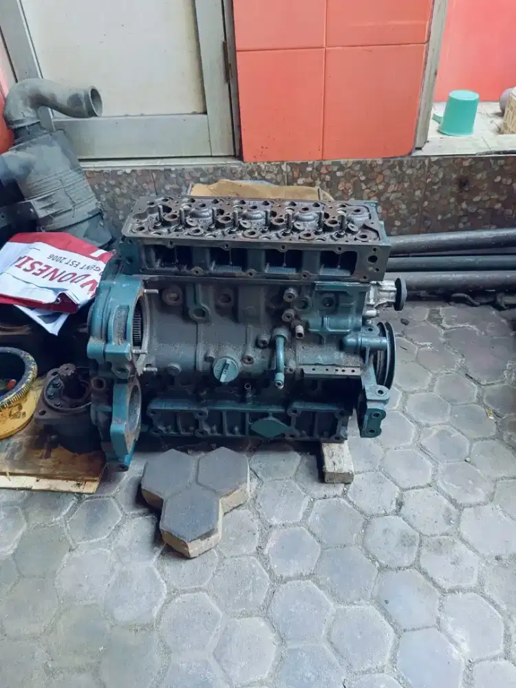 Mesin kubota V2607 turbo