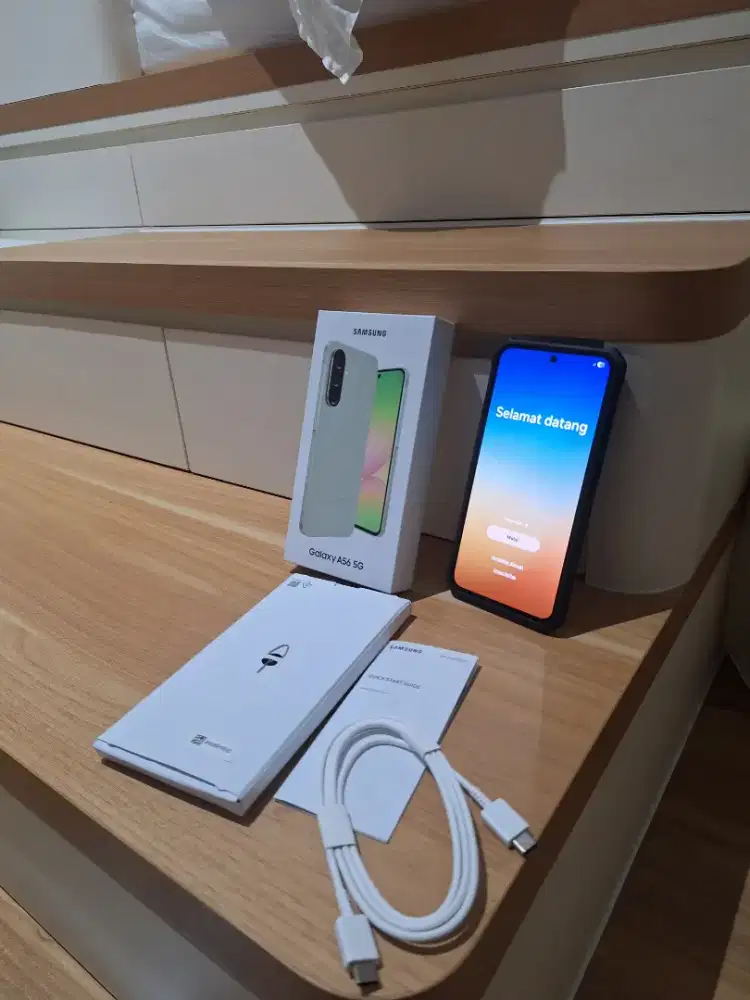 Handphoje samsung galaxy A56 5G 8/256 Awesome