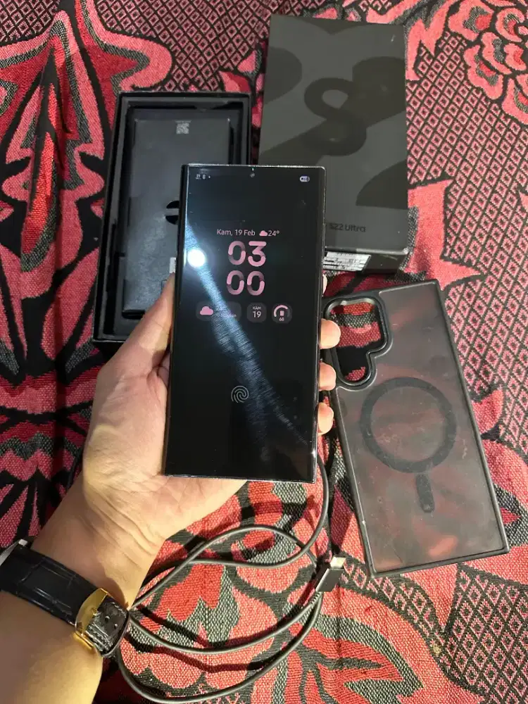 Samsung Galaxy S22 Ultra 5g 12/256gb SEIN fullset ( minus deskripsi! )