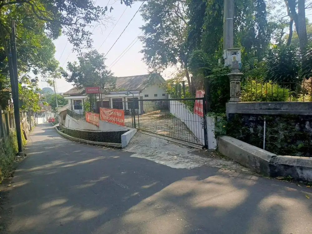 DI SEWAKAN BANGUNAN COCOK UNTUK USAHA