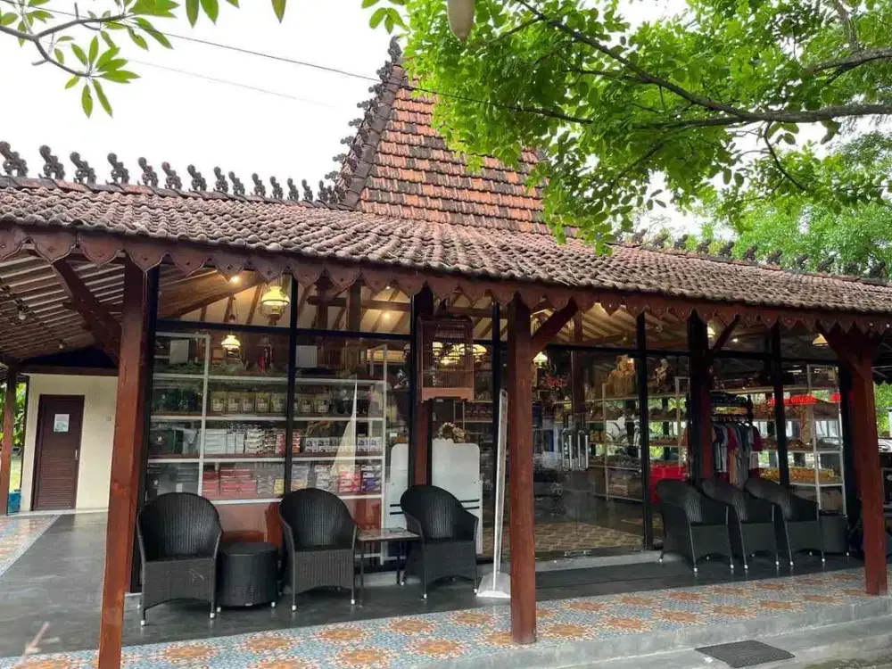 Restoran aktif dan beberapa Bangunan pelengkap dijual jadi