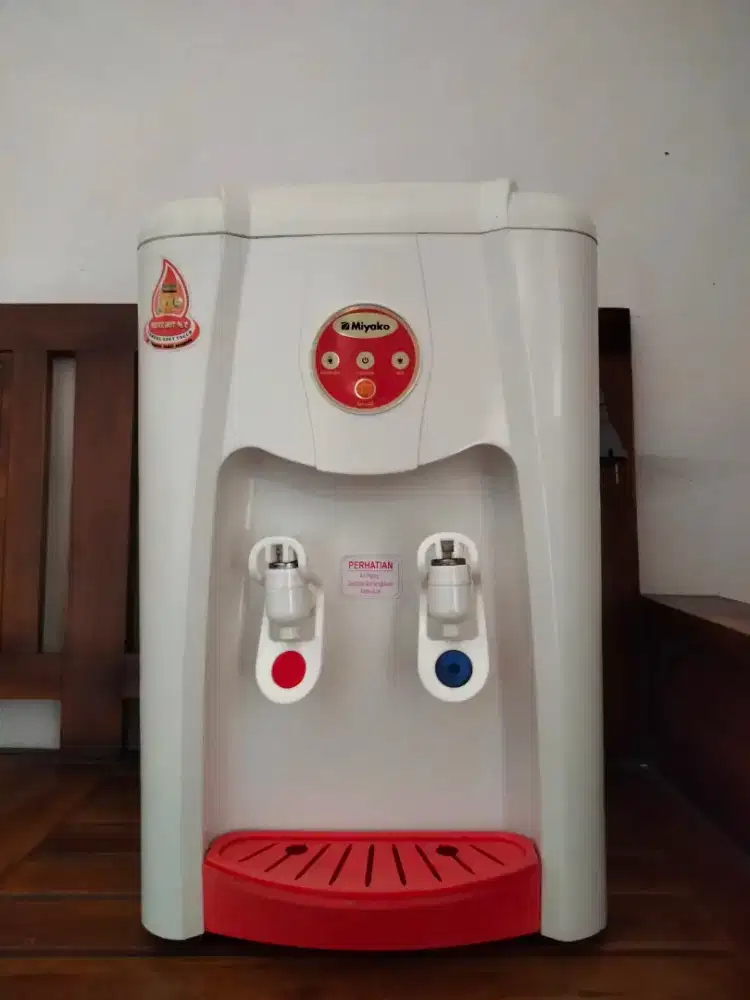 Dispenser Miyako WD-19 EX