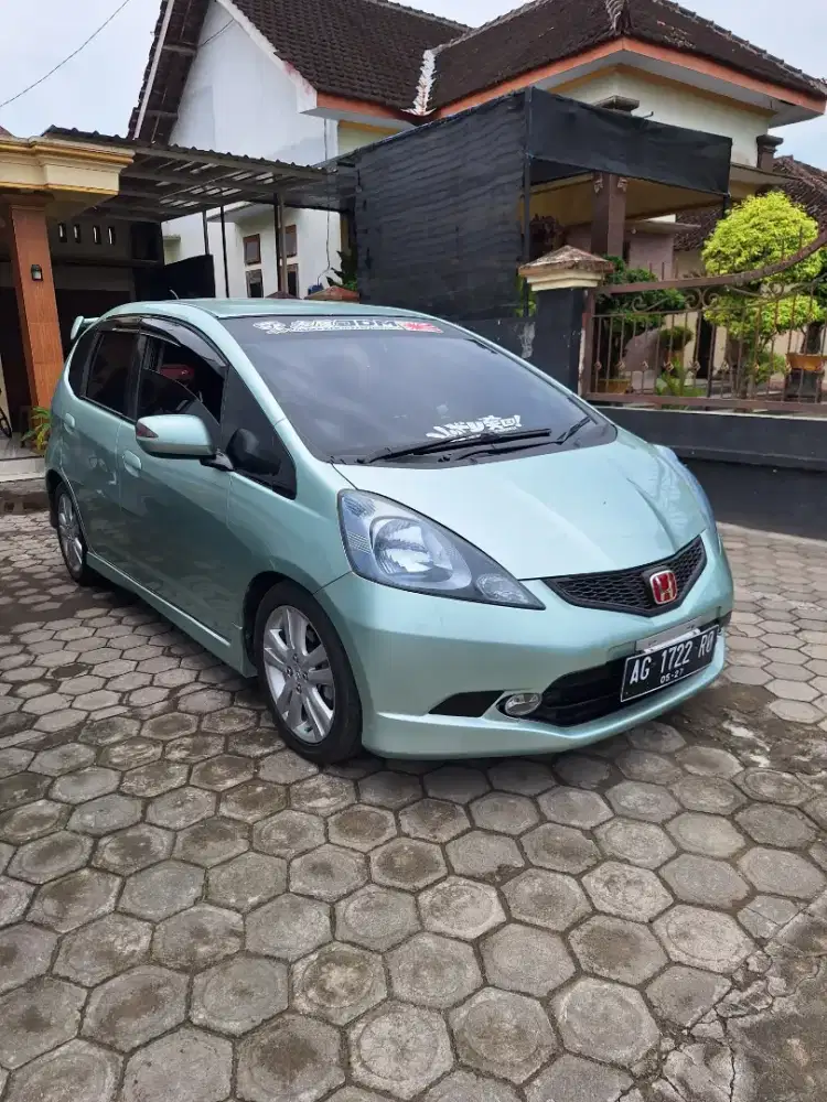 Mobil honda jazz