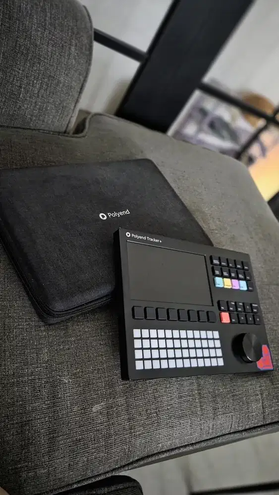 Polyend Tracker + kondisi like new banget