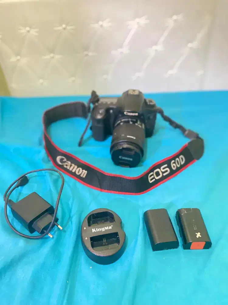Kamera DSLR Canon Eos 60D . BU
