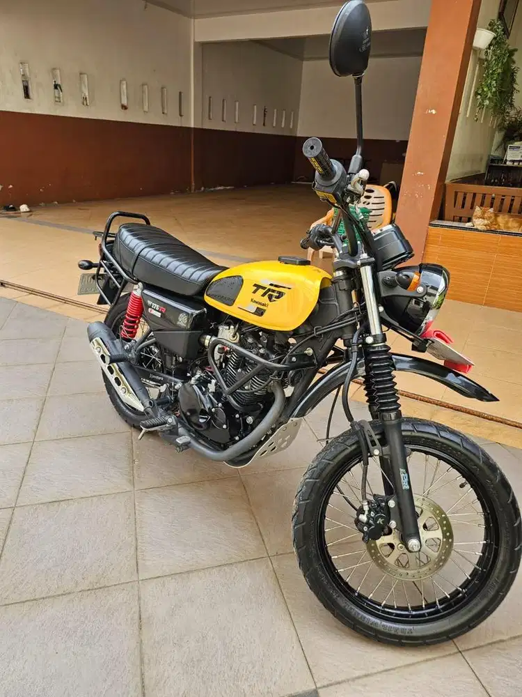 Kawasaki W175 TR