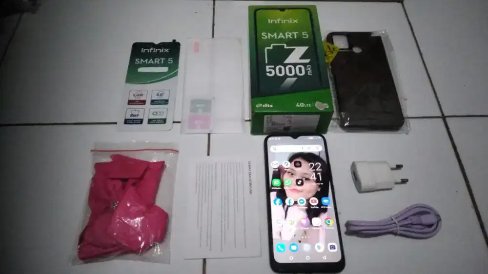 INFINIX SMART 5 PLUS ( 2022 )
Ram 3gb Rom 128gb
BLACK Edition FULSET