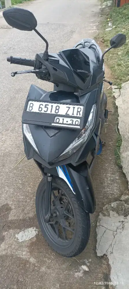 Vario 150 LED Hitam Doff