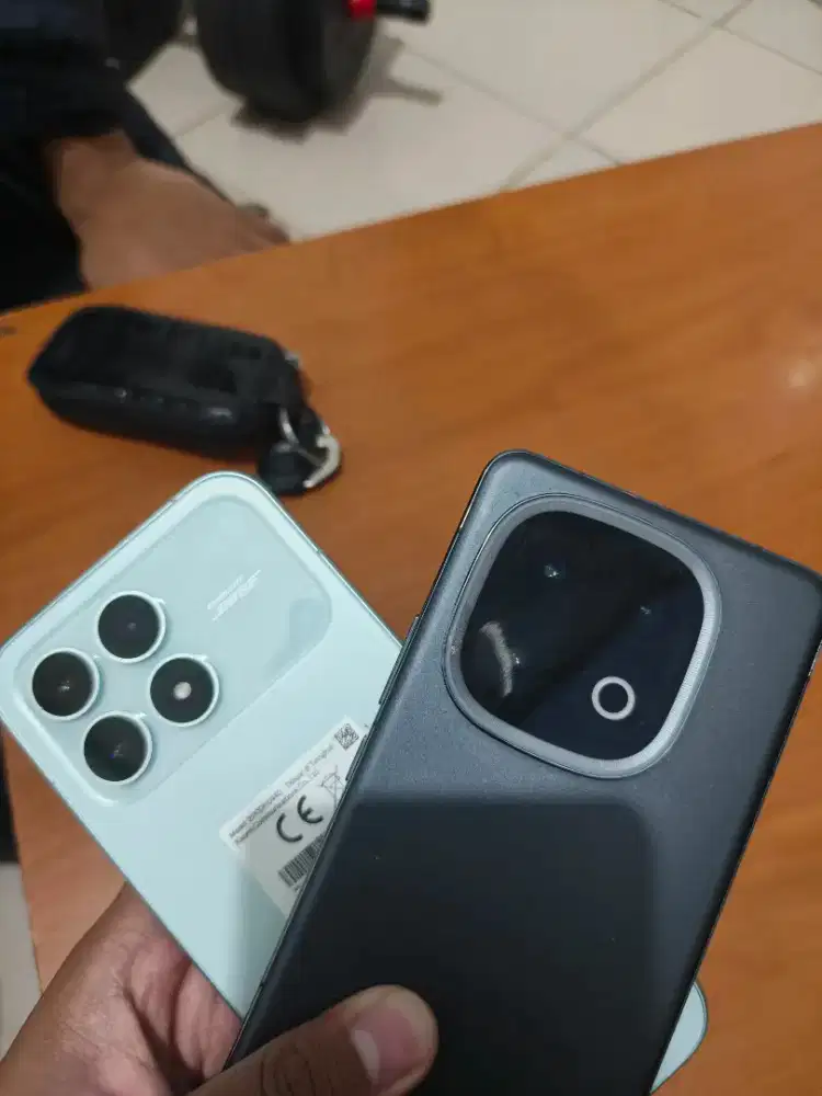 poco f8 pro & iqoo 13 12/256