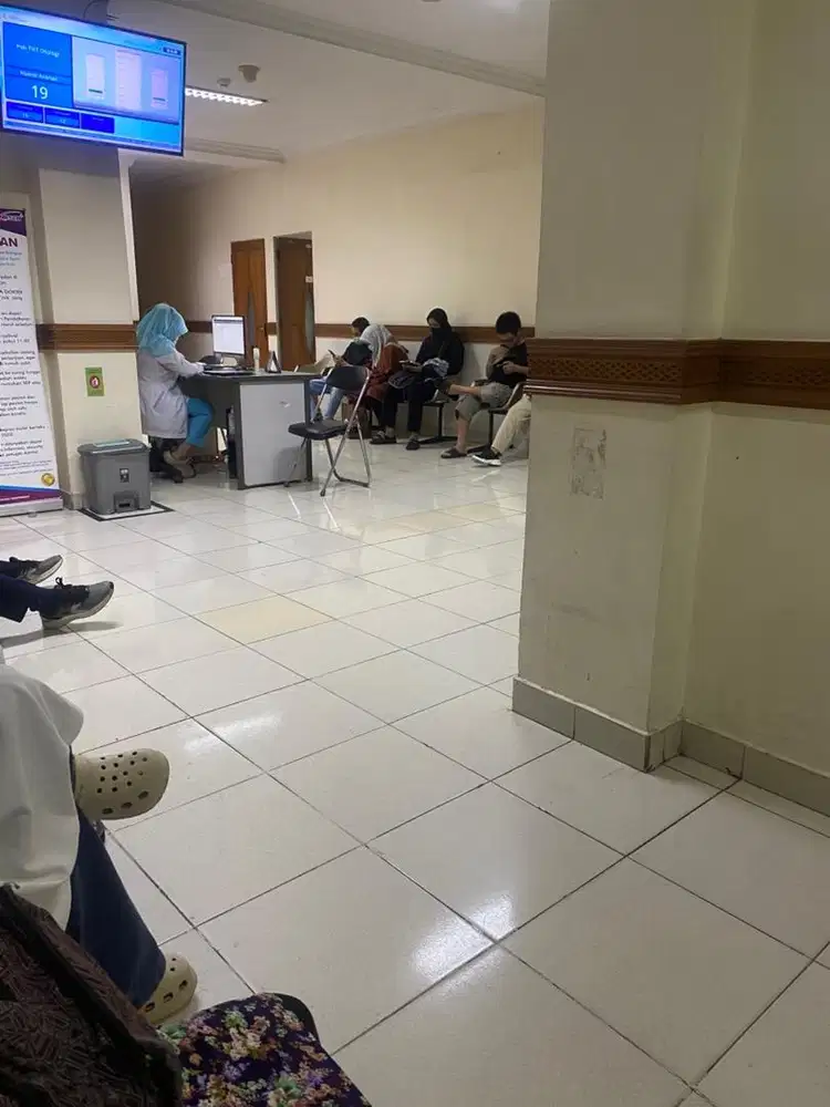 Jasa antar jemput dan jaga orang sakit atau nanny harian