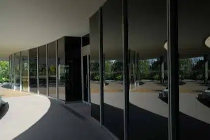 Kaca film anti UV untuk rumah dan gedung