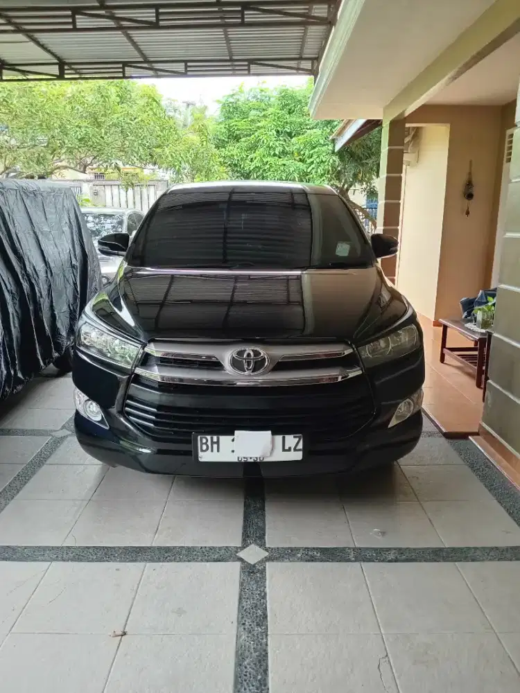 Dijual Toyota kijang Innova Reborn tahun 2017 tipe G hitam metalik