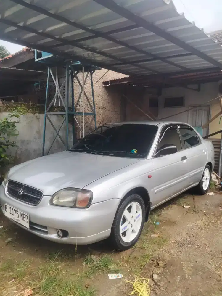 Suzuki Baleno 2000 Bensin