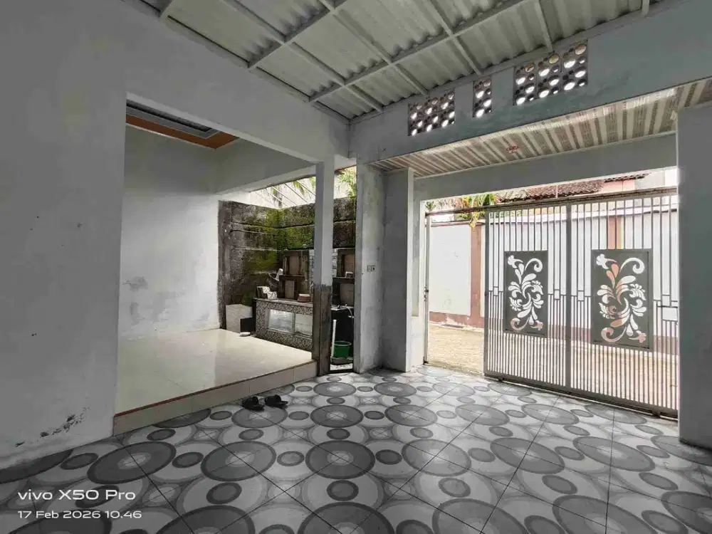 Dijual rumah di Colomadu Paulan