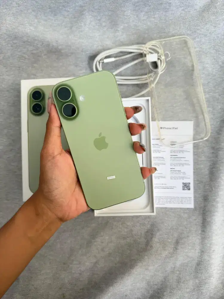 IPHONE 17 256GB BEKAS IBOX FUSSET GARANSI RESMI