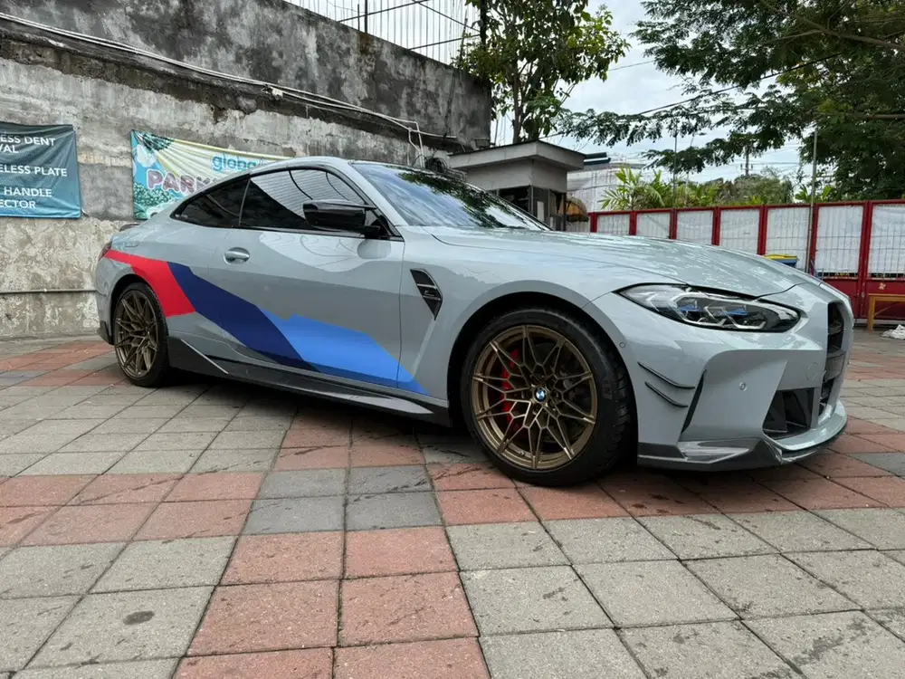 BMW M4 2023 Bensin