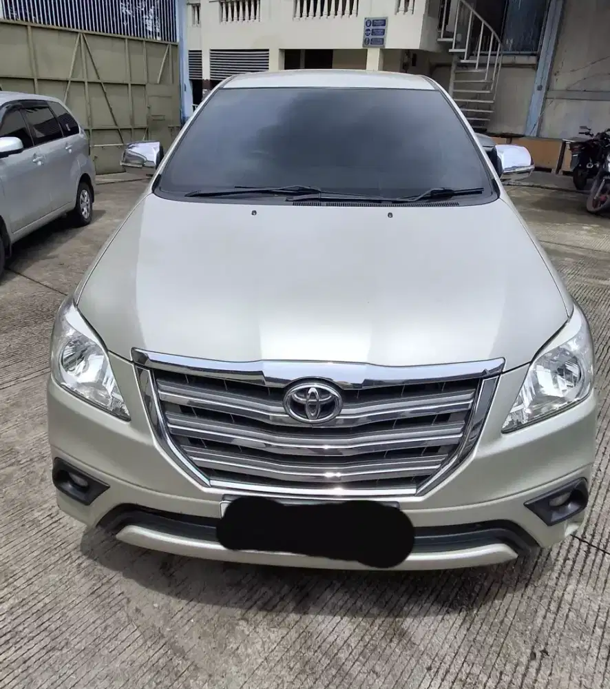 Toyota innova G matic Bensin 2014