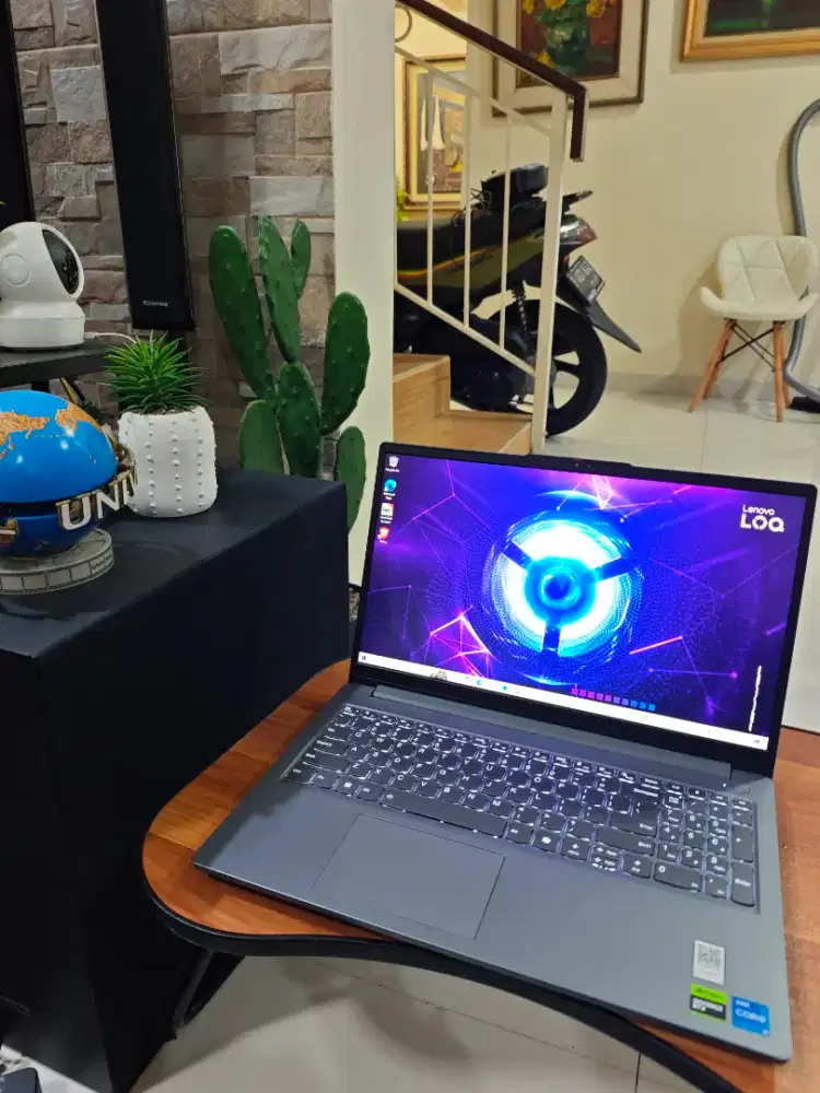 Laptop Lenovo LOQ Essential RTX3050 I5 12450HX x rog victus nitro