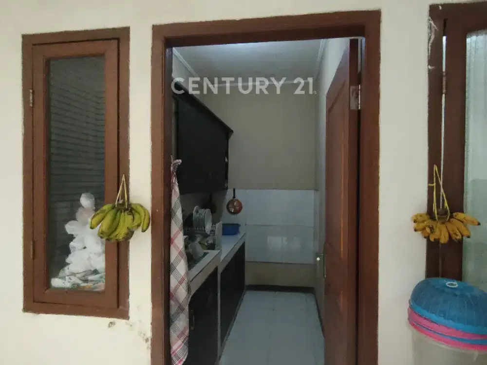 Rumah 2 Lantai Lokasi Strategis Sayap Turangga