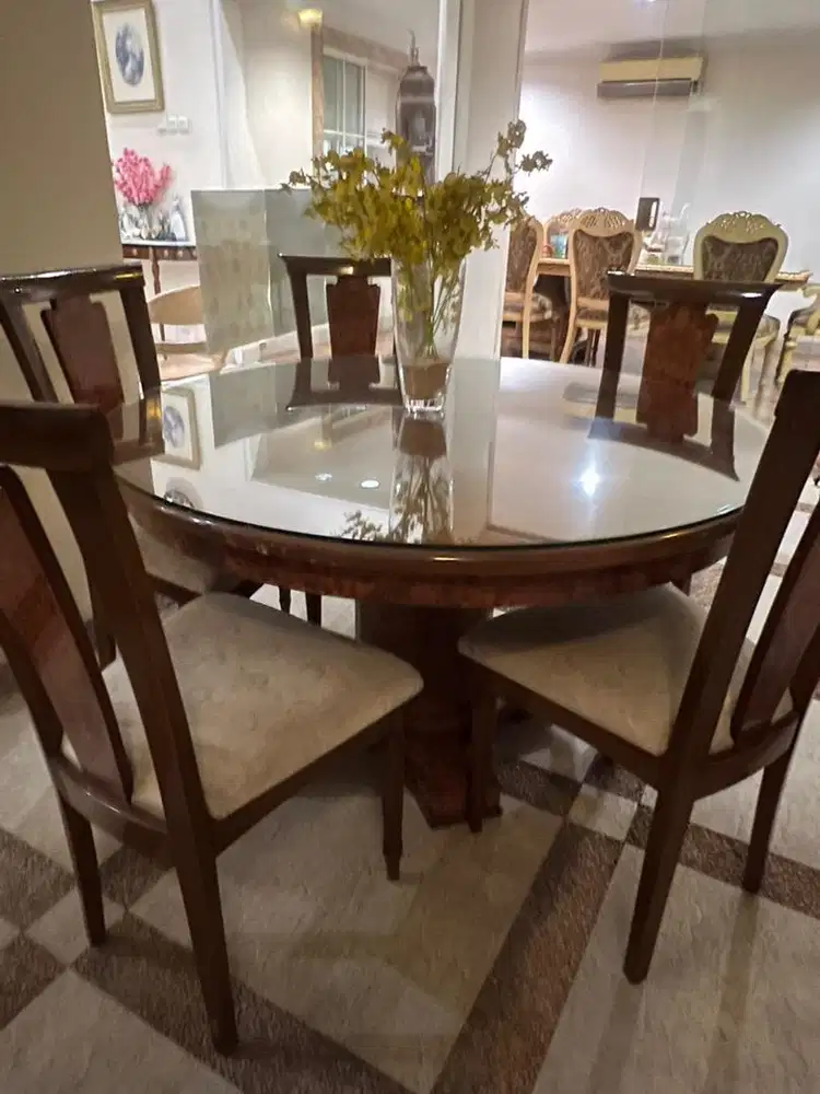 1 set meja makan ex Davinci