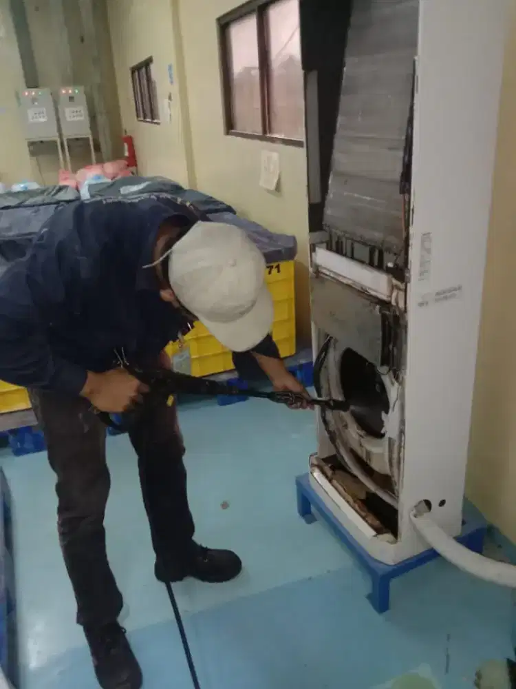 Service ac dan perawatan ac bongkar pasang