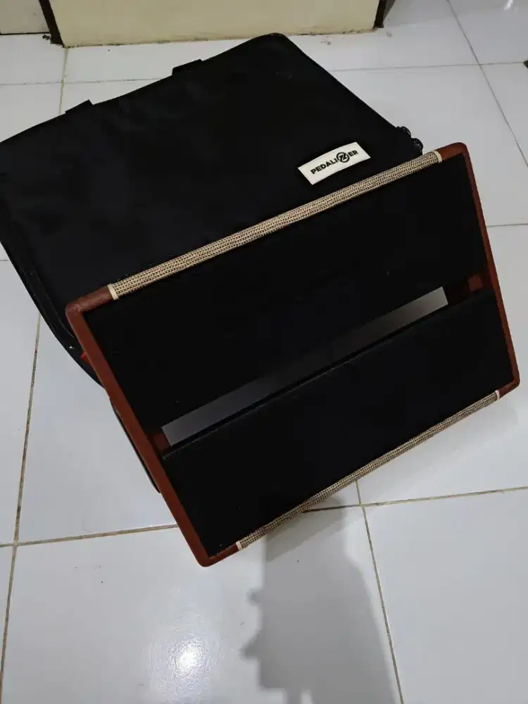 hardcase efek gitar/bass