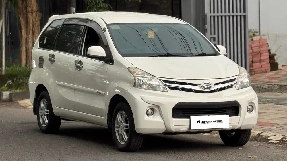 XENIA R 2016 / 2015 Manual Bagus Bekas Murah Surabaya Kredit  Tangan 1