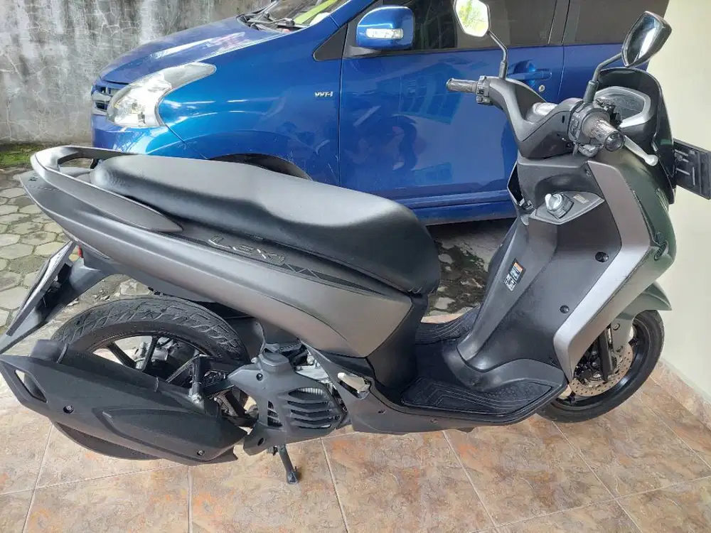 Lexi Abu 125 CC  SCOOTER