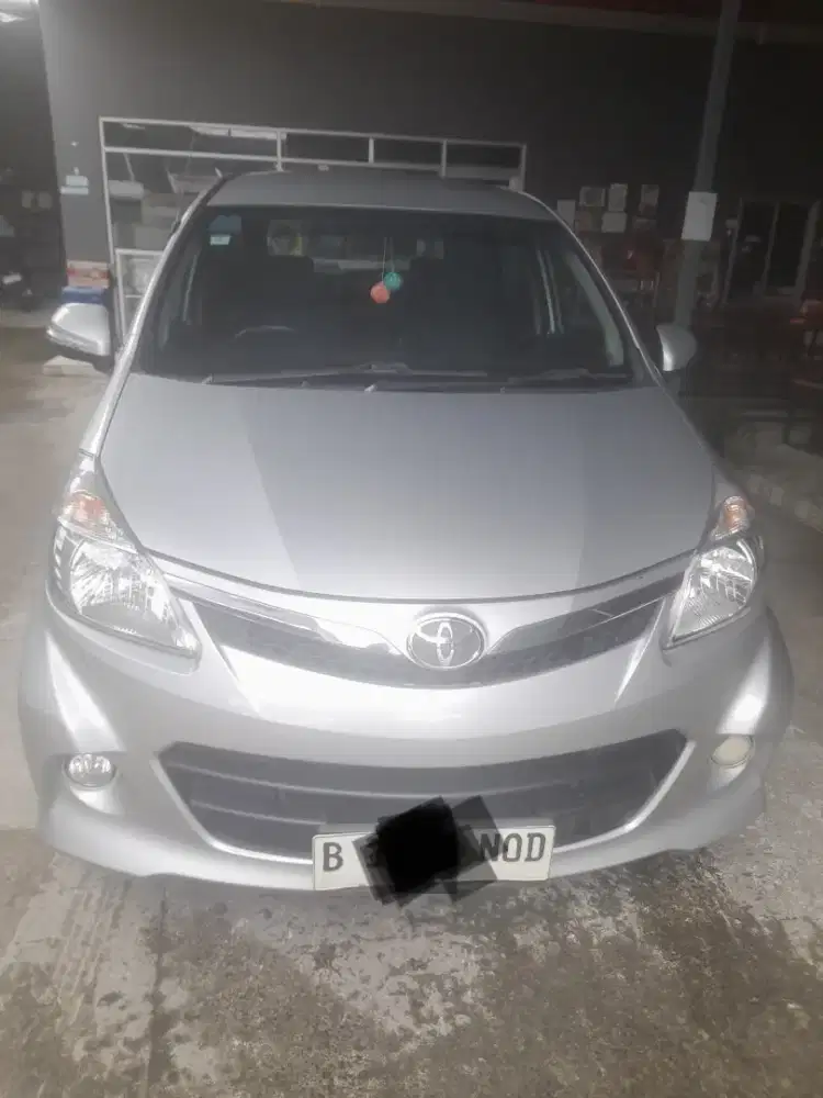 Dijual Toyota Avanza Veloz 2014