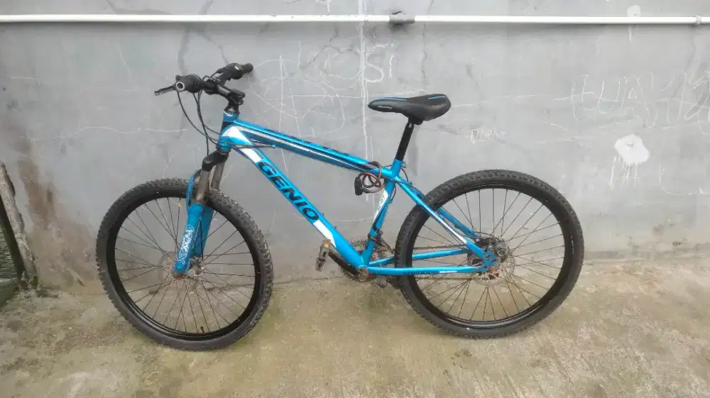 Di jual sepeda gunung genio uk 26 mins ganti ban