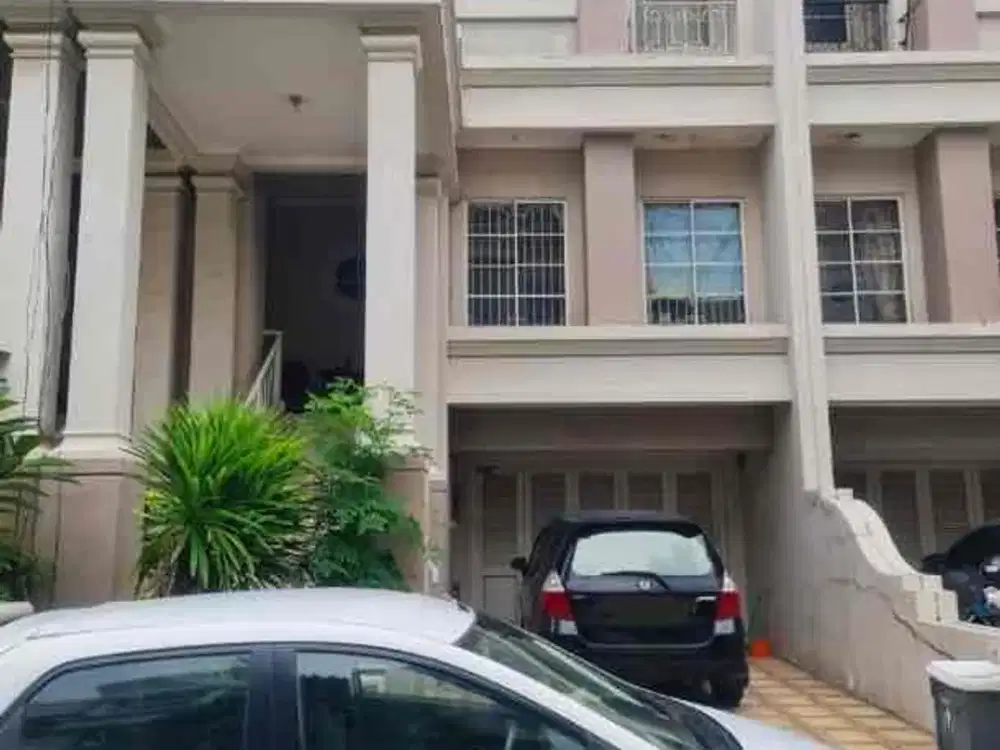 Rumah 3 Lantai Gading Grande Kelapa gading