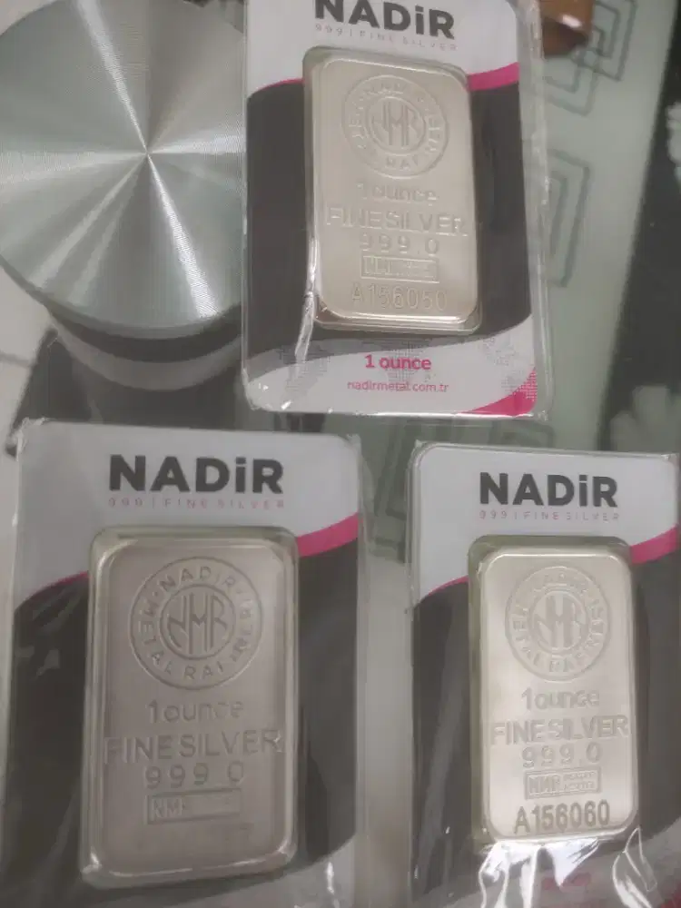 Perak batangan Nadir