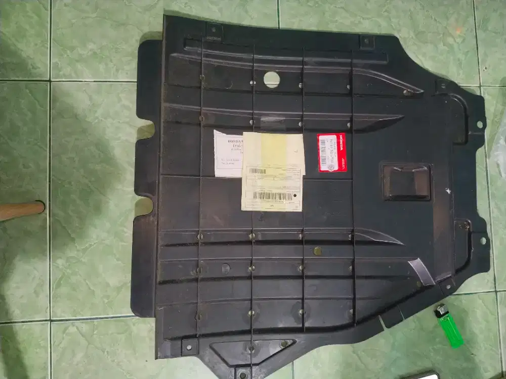 Dek bawah brio Mobilio