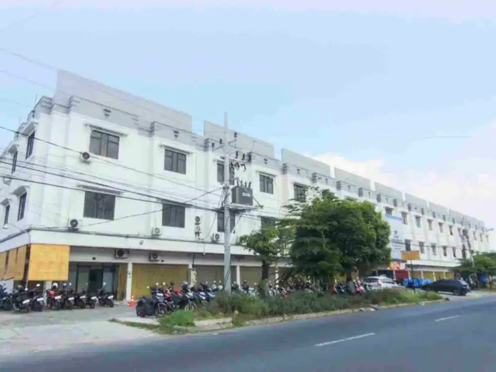 Disewakan Ruko 3 lantai Siap Pakai di dekat Pakuwon mall Solobaru