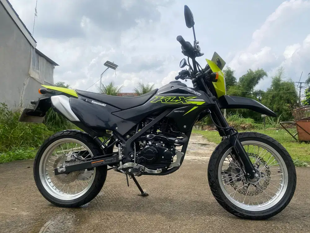 58@:F KOTA PAJAK ON KLX D TRAECER KM LOW GRESST
