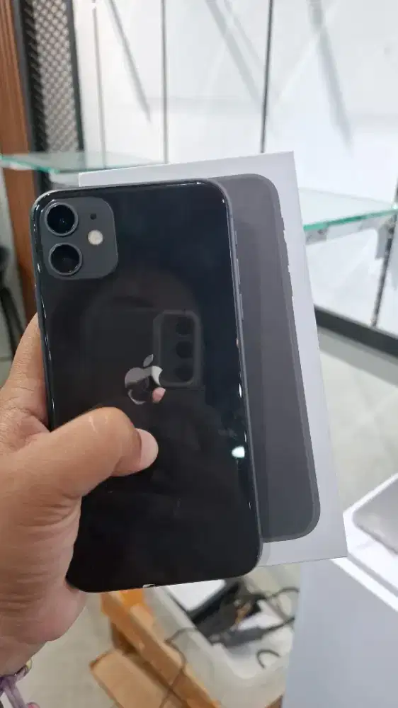 Iphone 11 128gb like new