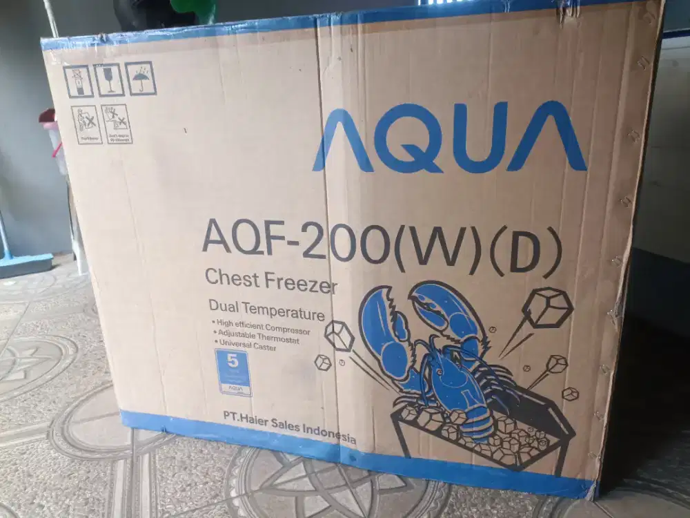 Freezer Merk AQUA type AQF- 200 (W) (D)