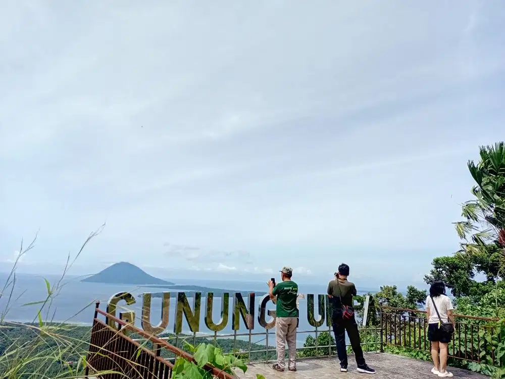 Tour Manado Minahasa Tomohon Bunaken , Sewa Mobil dengan Driverdll