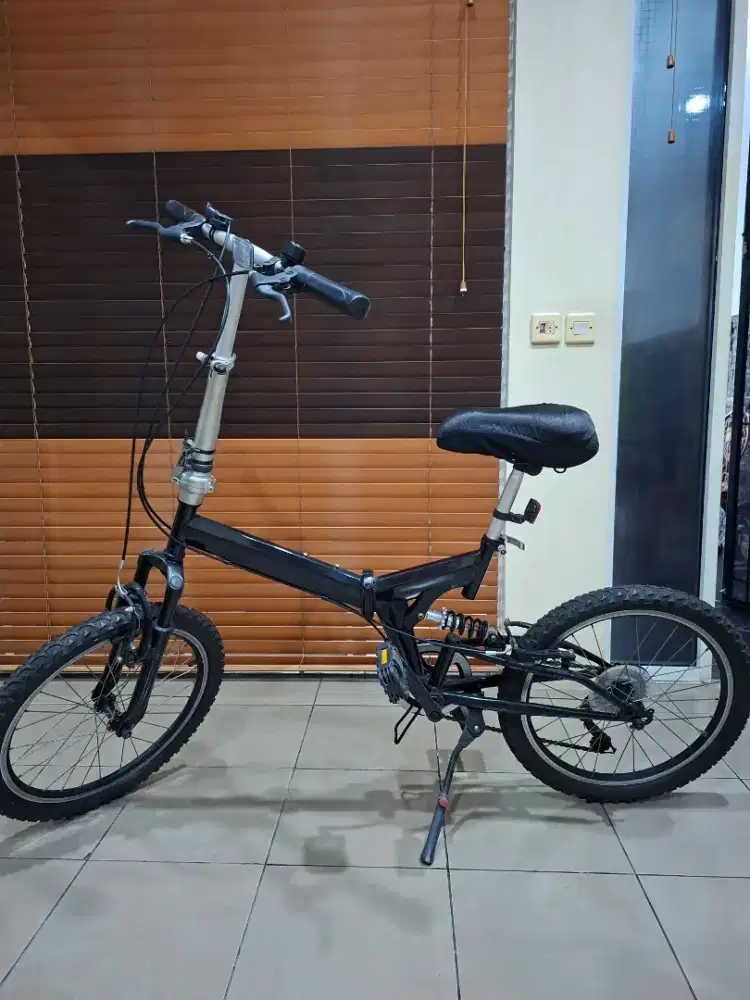 Dijual sepeda lipat Airwalk ACE 20