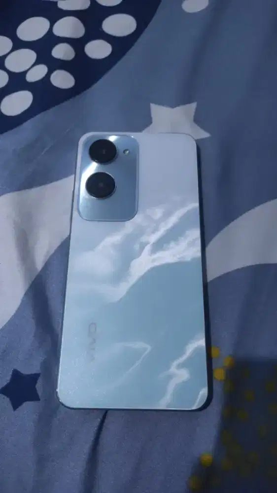 Vivo y18 4+4/64 nominus