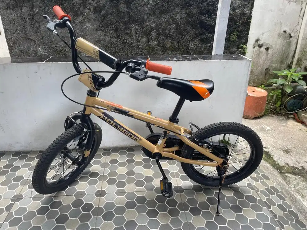 Sepeda Polygon size 12 anak