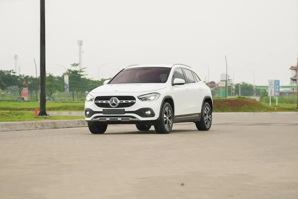 TERMURAH DI PASARAN! New Mercedes Benz GLA200 Progressive Line 2021